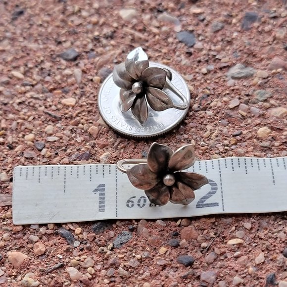 Vintage solid 925 sterling silver ornate detailed orchid earrings - Picture 7 of 16